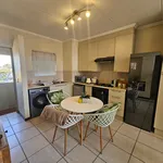 Rent 2 bedroom apartment in Sandton