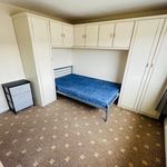 Rent 6 bedroom house in West Midlands