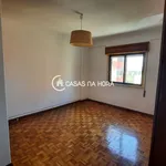 Rent 3 bedroom apartment of 112 m² in Amadora