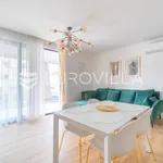 Rent 2 bedroom apartment of 60 m² in Split