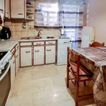 Rent 2 bedroom apartment of 100 m² in Piraeus