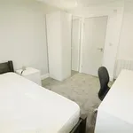 Rent 7 bedroom flat in East Midlands