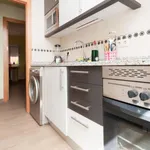 Rent 3 bedroom apartment in Madrid