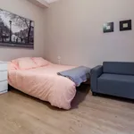 Rent 4 bedroom apartment in Valencia