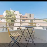 Appartement de 270 m² avec 1 chambre(s) en location à Montpellier