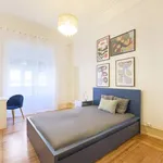 Rent a room in lisbon