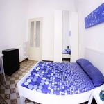 Rent a room in Milan