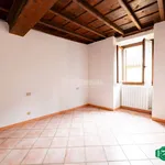 Rent 2 bedroom apartment of 60 m² in Meina