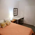 Rent a room in lisbon