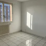 Appartement de 90 m² avec 1 chambre(s) en location à Maubeuge