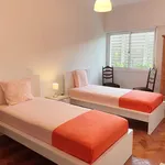 Rent 2 bedroom apartment of 80 m² in Lisbon