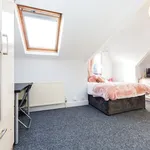 Rent 6 bedroom house in Leeds