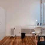 Rent a room in lisbon