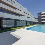 Rent 4 bedroom apartment of 221 m² in Valencia