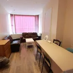 Rent 4 bedroom flat in London