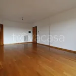 Rent 3 bedroom apartment of 85 m² in Cantù