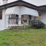 Rent 8 bedroom house of 250 m² in Bolzano Vicentino