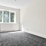 Rent 3 bedroom flat in London