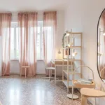 Rent a room in turin