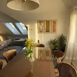 Rent 3 bedroom apartment of 130 m² in Split