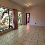 Rent 2 bedroom apartment of 100 m² in Gauteng