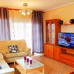 Rent 4 bedroom apartment of 120 m² in Alicante