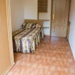 Rent a room in Madrid']