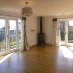 Rent 4 bedroom house in Scotland