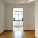 Miete 3 Schlafzimmer wohnung von 86 m² in Dresden