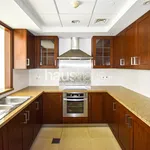 Rent 1 bedroom apartment of 93 m² in Dubai