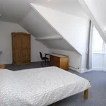 Rent 9 bedroom flat in South West England