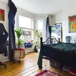 Rent 5 bedroom house in Brighton