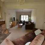 Rent 4 bedroom house in Cottingham