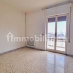 Rent 3 bedroom apartment of 70 m² in Naples