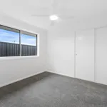 Rent 4 bedroom house in Port Macquarie