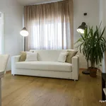 Rent 1 bedroom apartment of 44 m² in Florence