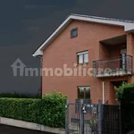 Rent 5 bedroom house of 200 m² in Fara in Sabina