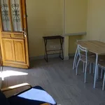 Appartement de 30 m² avec 2 chambre(s) en location à Troyes