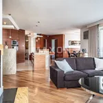 Rent 5 bedroom apartment of 195 m² in Warszawa