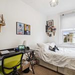 Rent 4 bedroom flat in London