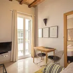 Rent 3 bedroom apartment of 35 m² in Barcelona