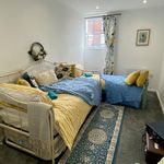 Rent 2 bedroom flat in Yorkshire And The Humber