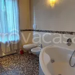 Rent 5 bedroom apartment of 230 m² in Vedano al Lambro