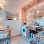 Appartement de 200 m² avec 1 chambre(s) en location à Marseille
