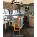 Rent 3 bedroom house in Wales