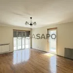 Rent 1 bedroom house of 360 m² in Porto