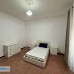 Affitto 3 camera appartamento di 114 m² in Latina