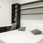 Rent a room of 90 m² in milan