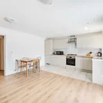 Flat to rent in Compass House, Reading RG1