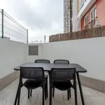 Rent 3 bedroom apartment of 81 m² in Lisbon